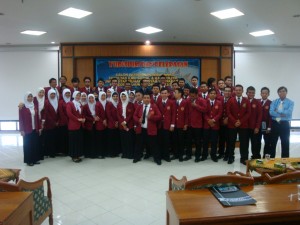44MahasiswaYudisium_17092012